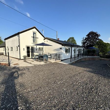 Finwood Green Farm Holiday Cottages-The Calf Shed And The Milk Parlour Henley-in-Arden Kamer foto