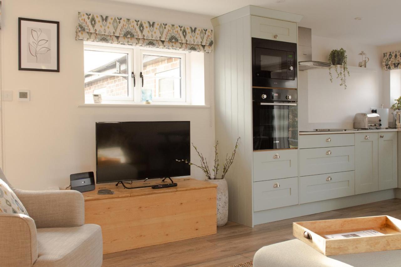 Finwood Green Farm Holiday Cottages-The Calf Shed And The Milk Parlour Henley-in-Arden Buitenkant foto