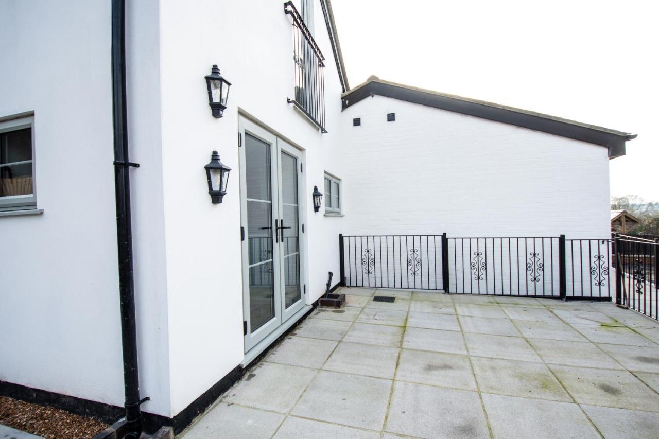 Finwood Green Farm Holiday Cottages-The Calf Shed And The Milk Parlour Henley-in-Arden Buitenkant foto